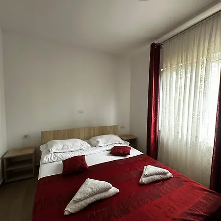 Casa Enka Vendégház Tuzla